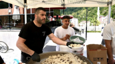 Tarihi Sınarcık Pilav Şöleni Eğitime Destek Etkinliği Düzenlendi (Video)