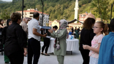 Tarihi Sınarcık Pilav Şöleni Eğitime Destek Etkinliği Düzenlendi (Video)