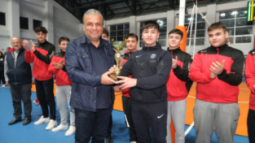 Kapalı Spor Salonu