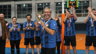 Kapalı Spor Salonu