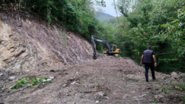 Şen Mahalle Yolu Sıcak Asfalt Kaplama