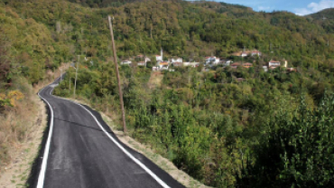 Yeni Mahalle Yolu Sıcak Asfalt Kaplandı